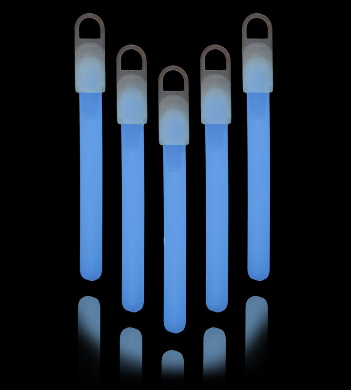 25 suspensions lumineuses bleues de 10 cm