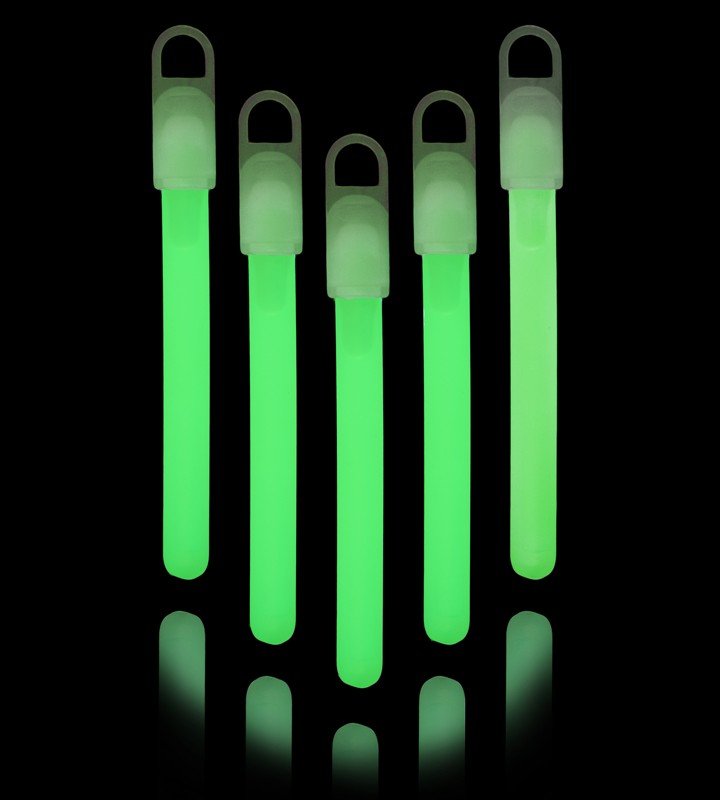 25 suspensions lumineuses vertes de 10 cm