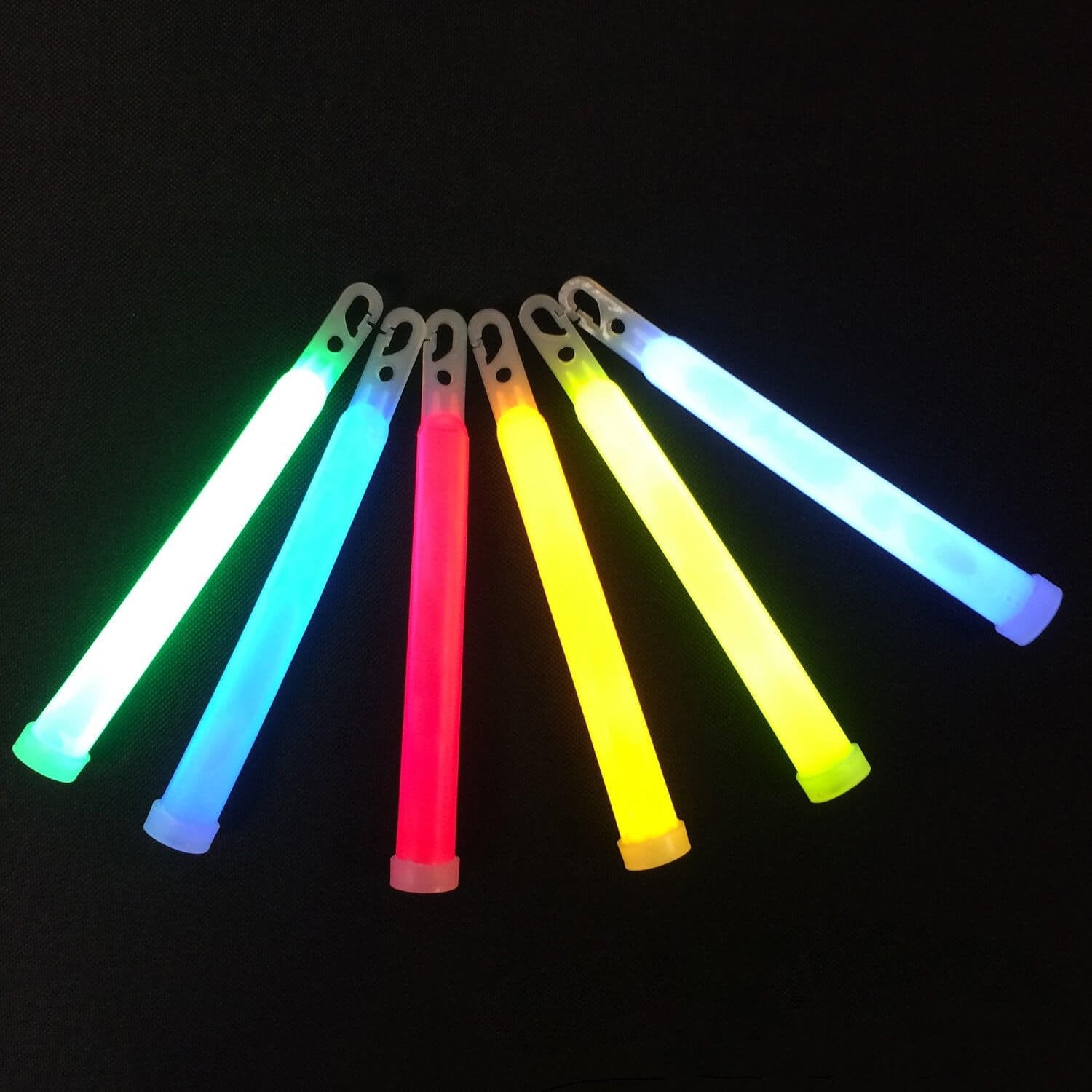 25 suspensions lumineuses assorties de 15 cm